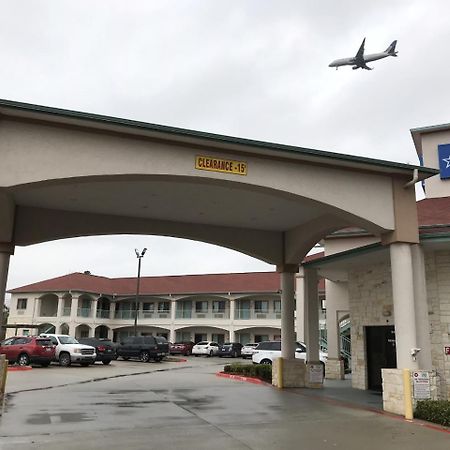 Americas Best Value Inn & Suites Iah Airport North Humble Bagian luar foto